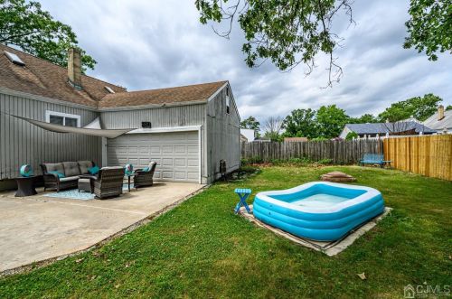 294 Austin Ave, Old Bridge NJ 08857-1205 exterior