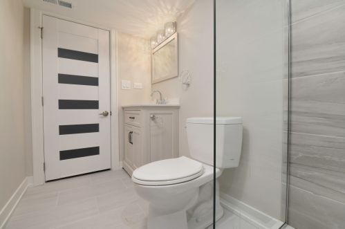 7810 Cressett Dr, Chicago IL  60707-1344 exterior