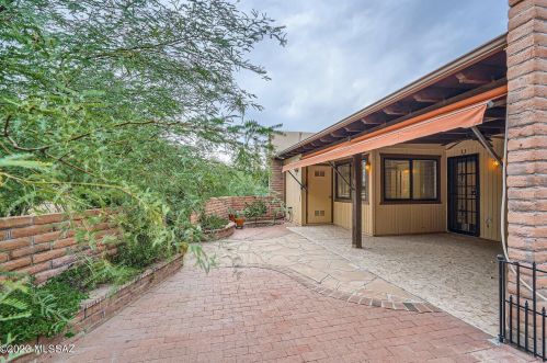 1972 Misty Hollow Ln, Tucson AZ  85704-0953 exterior