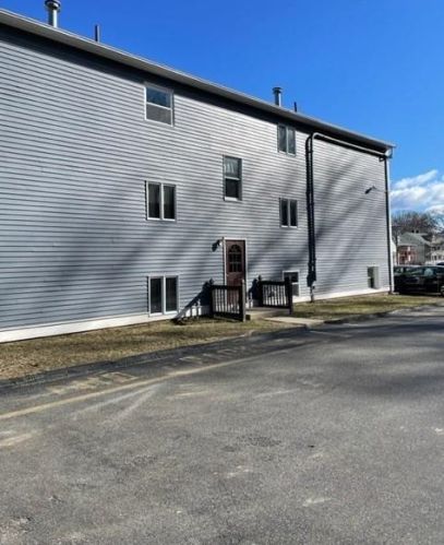 283 Privilege St, Woonsocket RI  02895-7203 exterior