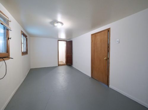 6636 Washtenaw Ave, Chicago IL 60629-1718 exterior