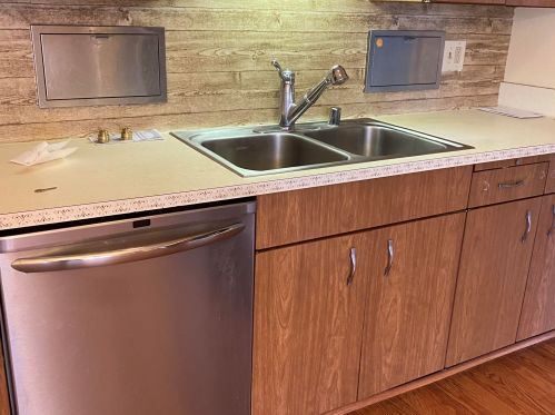 2933 Rochelle Ave, Milwaukee WI  53209-2624 exterior