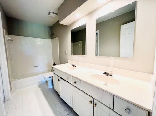 10900 Chatburn Way, Duluth GA 30097-7803 exterior