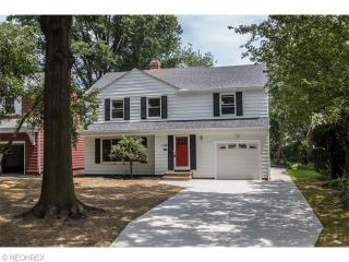 1199 Frd Rd, Cleveland OH  44124-1429 exterior