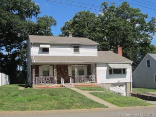 69 Mohawk Ave, Derby, CT 06418-1330