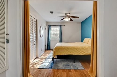 1110 22nd St, Austin, TX 78705-5387