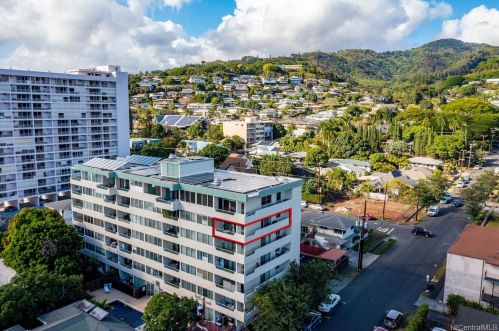 1722 Makiki St, Honolulu HI 96822-4490 exterior