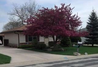 9424 Arch Ave, Milwaukee, WI 53224-2708