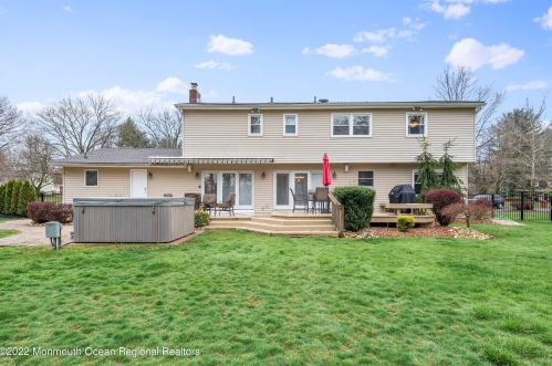 134 Edwards Rd, East Freehold NJ exterior