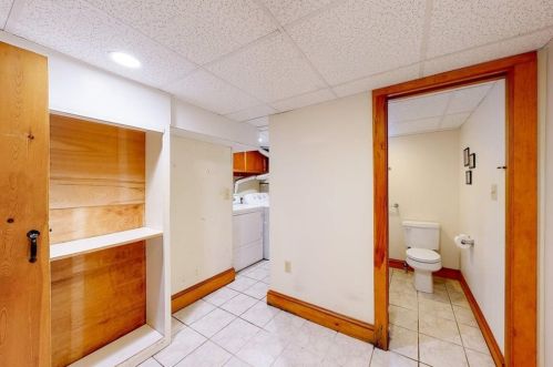 293 Doyle Ave, Providence RI 02906-3354 exterior