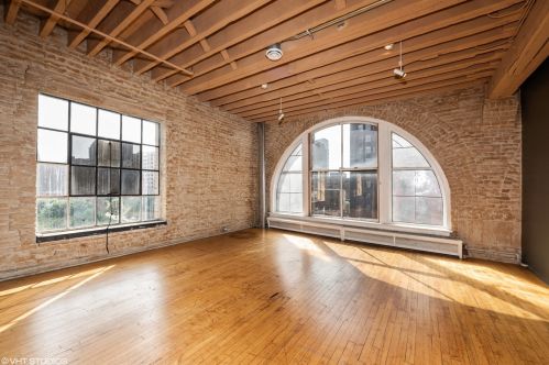 531 Plymouth Ct, Chicago, IL 60605-1510