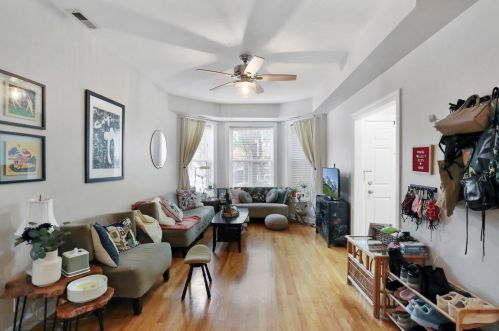 3429 Oakley Ave, Chicago IL 60608-6027 exterior