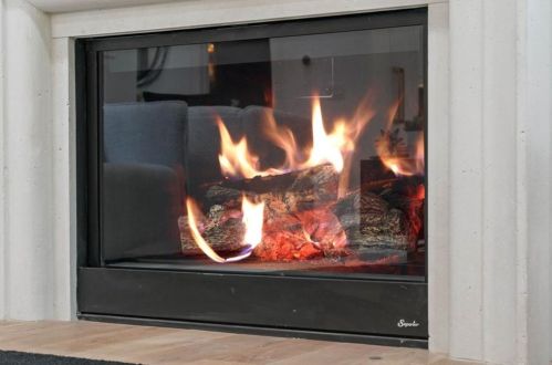 3918 Flowerland Dr, Atlanta GA  30319-1806 exterior