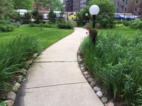 1755 55th St, Chicago IL 60615-5992 exterior