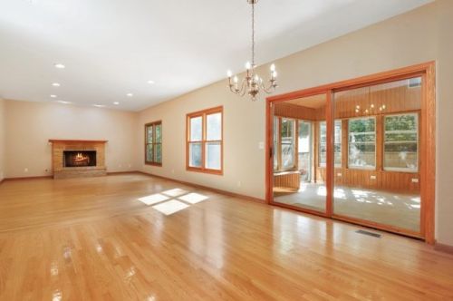 413 Kelly Ln, Bull Valley IL 60012-3767 exterior