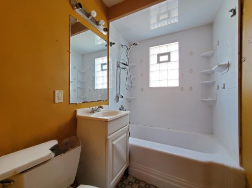 3414 78, Milwaukee WI 53219-3823 exterior