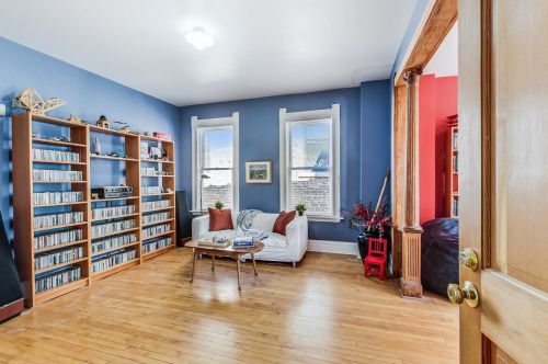 1240 Wolcott Ave, Chicago IL 60622-3883 exterior