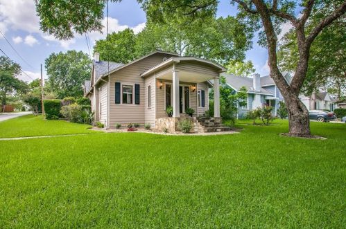 8903 Groveland Dr, Dallas TX  75218-4217 exterior