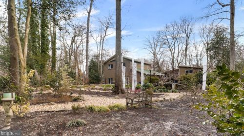 4512 Dolphin Ln, Alexandria VA 22309-3110 exterior