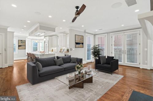 420 3rd St, Washington DC  20003-1930 exterior