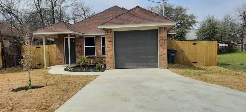 4223 Frank St, Dallas, TX 75210-1234