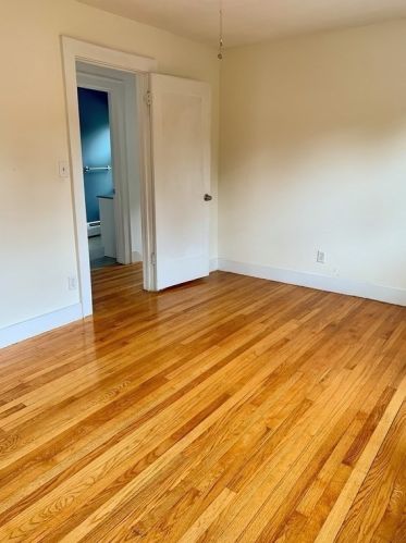 87 Lakevilla Ave, Springfield MA  01109-1405 exterior