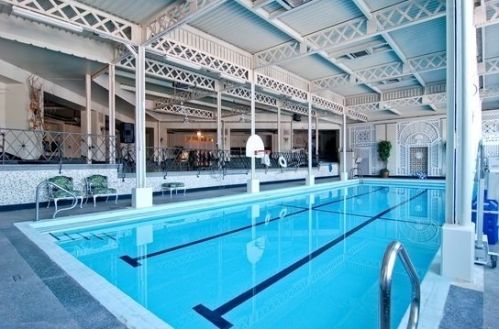 5555 Sheridan Rd, Chicago IL  60640-1609 exterior