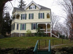 158 Newtonville Ave, Newton, MA 02458-1830