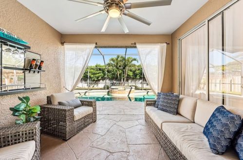 53 Johnnycake Dr, Naples FL 34110-1345 exterior