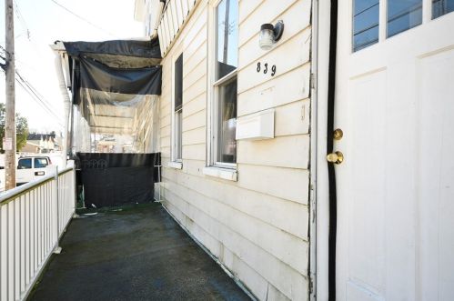 837 Stanton Ave, Pittsburgh, PA 15209-2577