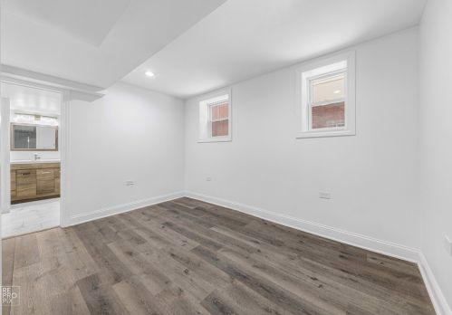 1872 Millard Ave, Chicago IL 60629-4349 exterior