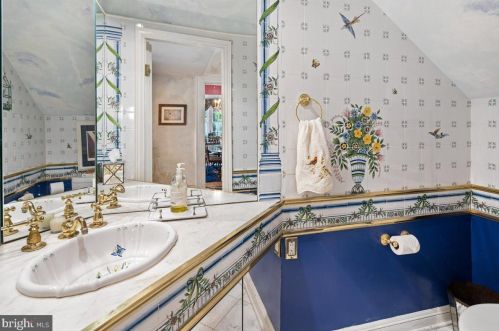 240 Library Pl, Princeton NJ 08540-3019 exterior