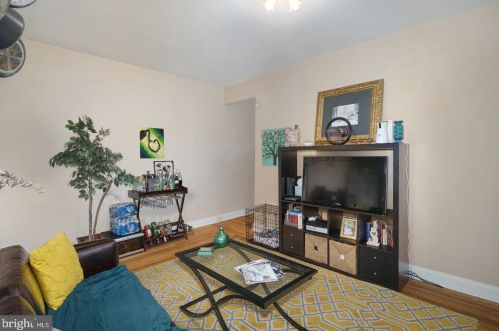 2001 13 St, Philadelphia PA 19148-5503 exterior