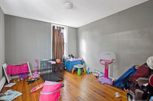 68 Wilson St, New Britain CT 06051-2020 exterior