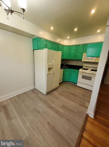 6910 Ardleigh St, Philadelphia PA  19119-1314 exterior