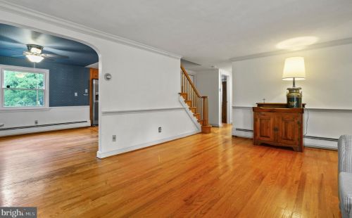 2071 Sunnyside Ave, Pottstown PA 19464-3026 exterior