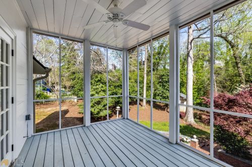 519 Ivy Pl, Atlanta GA 30342-4275 exterior