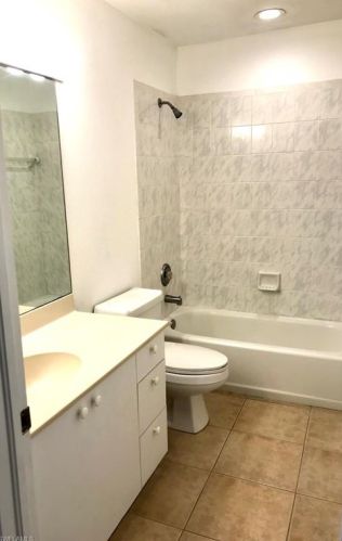 4865 18 St, Naples FL 34117-9468 exterior