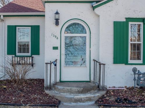 1396 Hartford Ave, Saint Paul MN 55116-1649 exterior