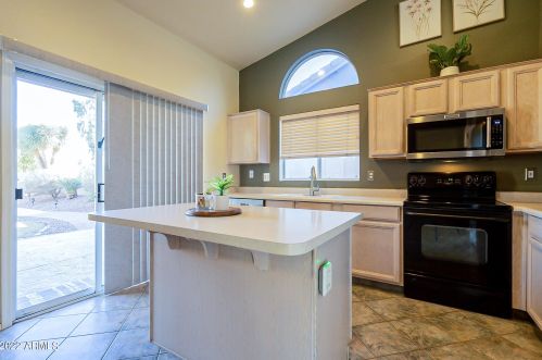 1700 Park Ave, Chandler AZ  85225-1687 exterior