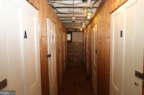 1919 Green St, Philadelphia PA 19130-3177 exterior