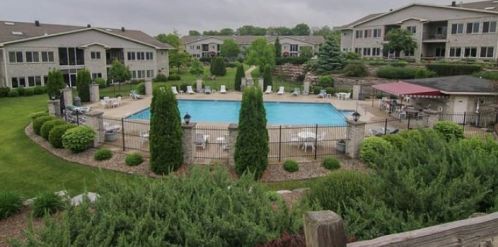 58 Cherokee Cir, Madison WI  53704-8499 exterior