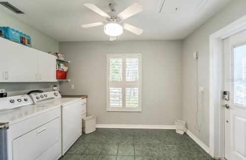 8919 Arrawana Ave, Tampa FL 33614-1810 exterior