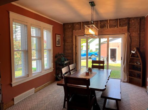 207 Anoka St, Duluth MN 55803-1918 exterior