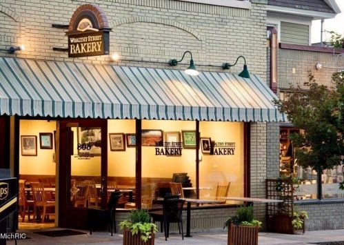 836 Sigsbee St, Grand Rapids MI 49506-2539 exterior