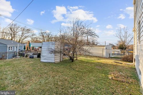 1135 Chaplin St, Washington DC  20019-4923 exterior