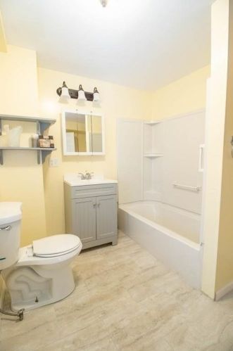 123 Savoy Ave, Springfield MA 01104-2072 exterior