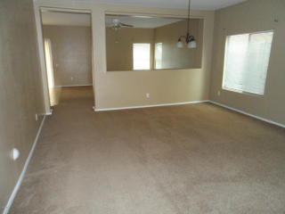 9421 Hubbell St, Phoenix, AZ 85037-4422