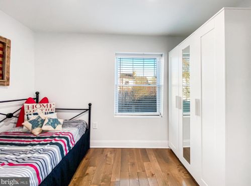 1237 Mascher St, Philadelphia PA 19140-4624 exterior