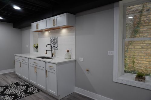 2837 Farrell St, Chicago IL 60608-5707 exterior